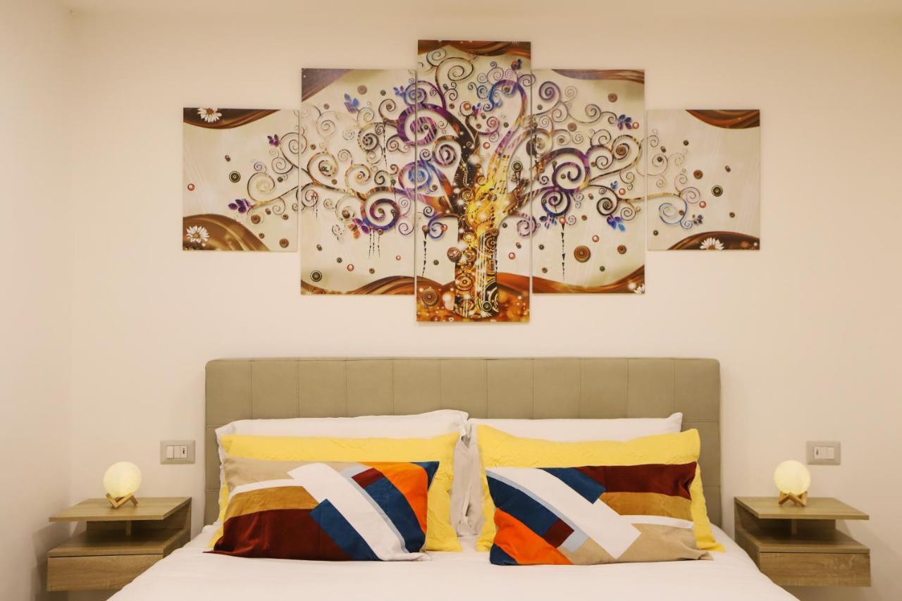 Cozy In Chiaia By Wonderful Italy *