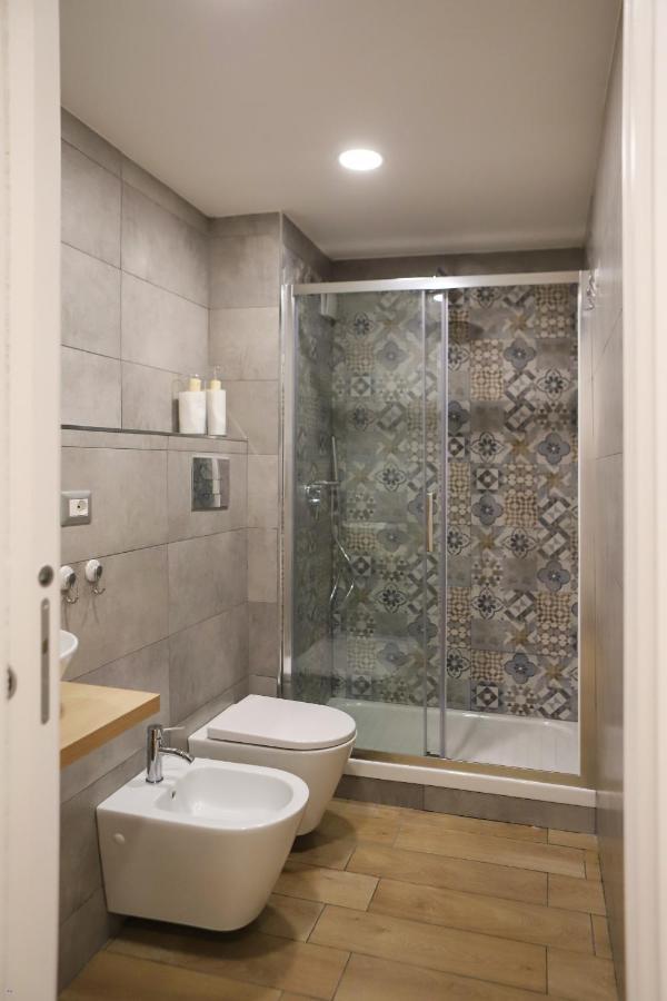 Appartement Cozy In Chiaia By Wonderful Italy