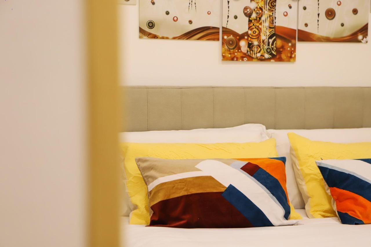 Cozy In Chiaia By Wonderful Italy Apartment Naples