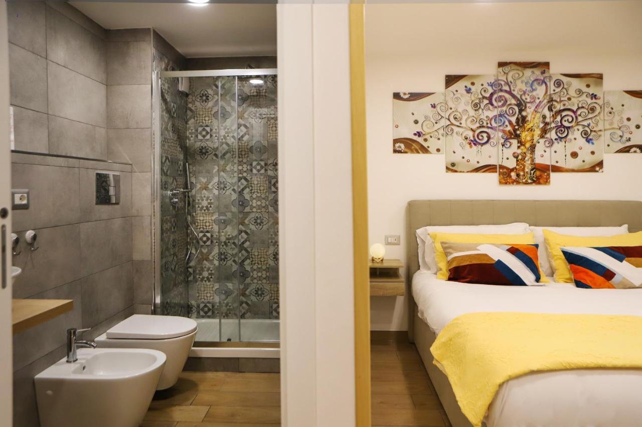 Cozy In Chiaia By Wonderful Italy Apartment Naples